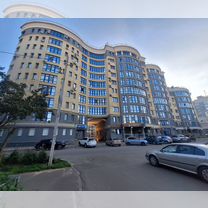 5-к. квартира, 246 м², 8/10 эт.