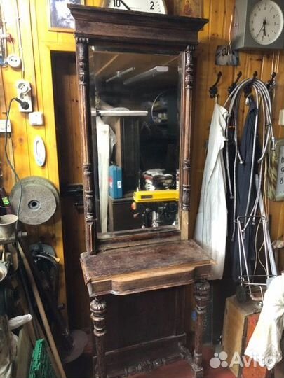 Зеркала. Антикварные