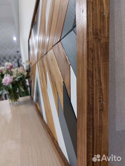 Панно из дерева