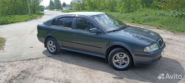 Skoda Octavia 1.6 МТ, 2008, 209 000 км