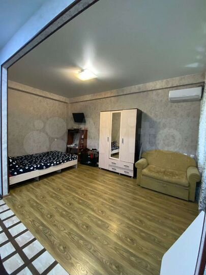 Квартира-студия, 33,9 м², 1/5 эт.