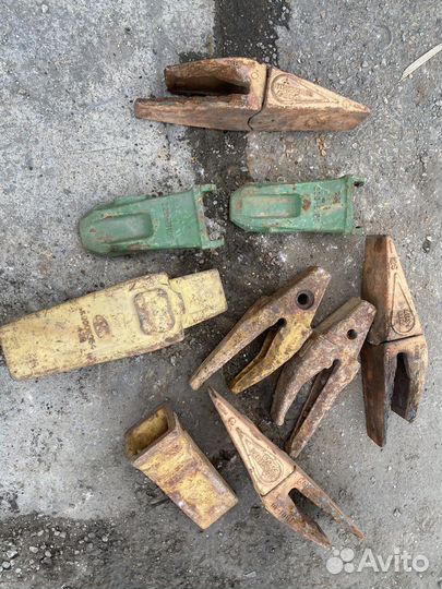 Коронки для ковша адаптеры