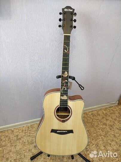 Ажурная гитара инкрустацией новая