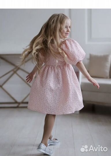 Платье на девочку 122-128