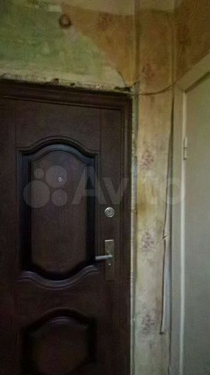 Комната 14 м² в 3-к., 1/3 эт.