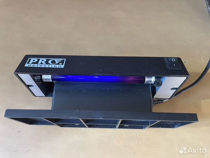 Детектор подлинности валют