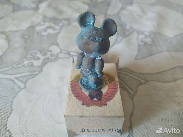 Статуэтка Олимпийский мишка