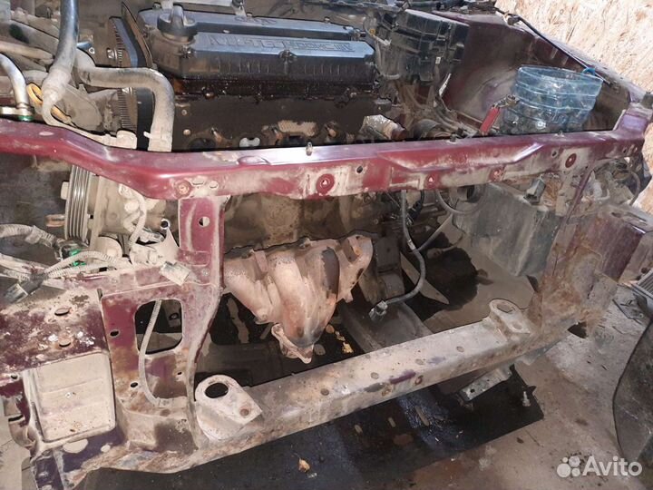 Передняя рамка, телевизор Kia Speсtra