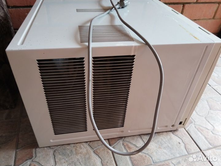 Оконный кондиционер бу
