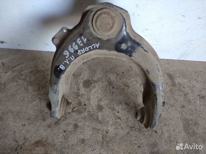 Рычаг подвески верхний передний левый Honda Accord