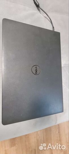 Ноутбук Dell inspiron 15