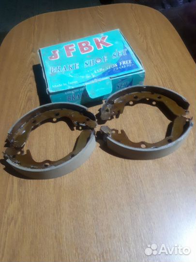 Тормозные колодки на Митсубиси