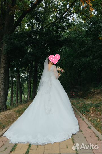 Свадебное платье