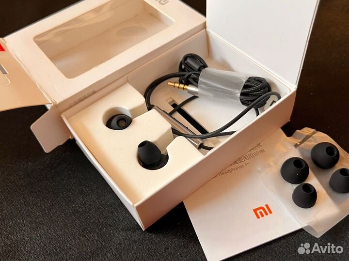Наушники Xiaomi Mi In-Ear Headphones Pro