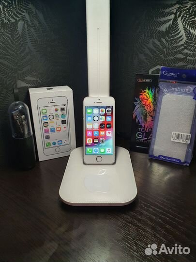 Телефон iPhone 5s