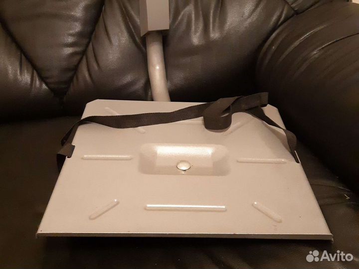 Кронштейн для телевизора на стену поворотный