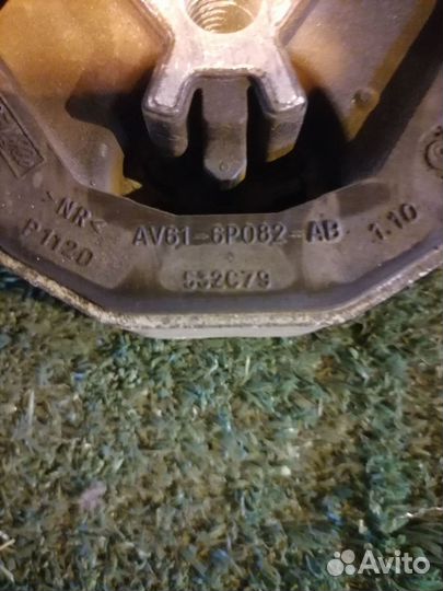 Опора двигателя (подушка двс) задняя AV61-6P082-AB