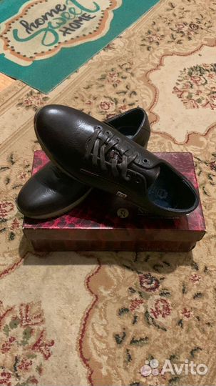 Мужские кожаные кеды