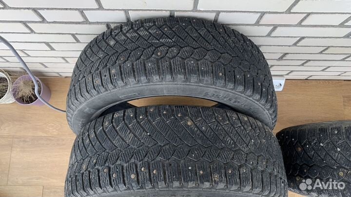 Continental ContiIceContact 4x4 235/55 R19