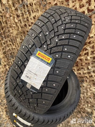 Pirelli Ice Zero 2 225/50 R17 98T