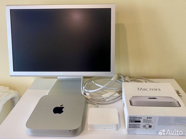 Apple Mac mini A1347 + монитор Apple Cinema