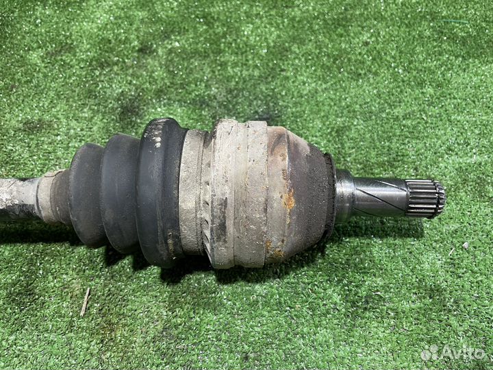 Привод левый opel zafira b МКПП