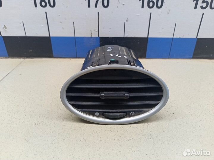 Дефлектор воздушный Focus II 2005-2008