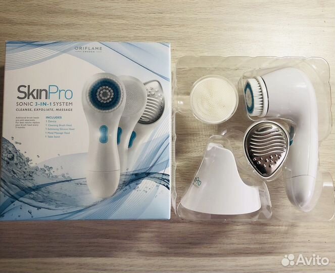Аппарат для массажа и очищения Skinpro Sonic