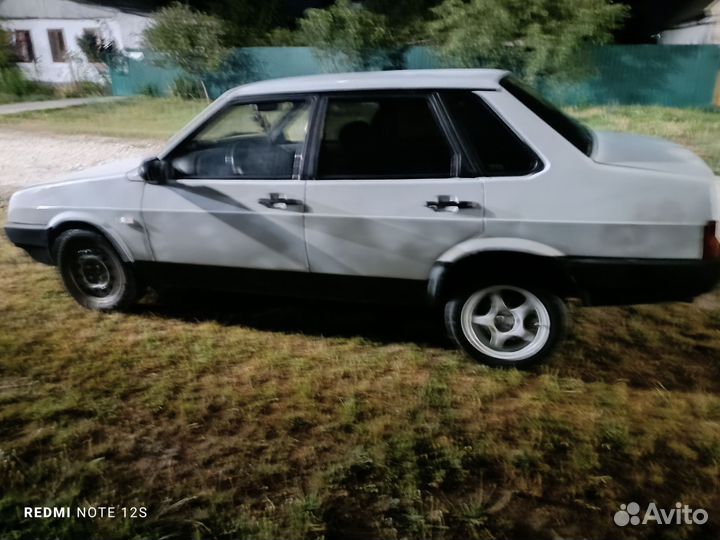 ВАЗ 21099 1.5 МТ, 1995, 240 000 км