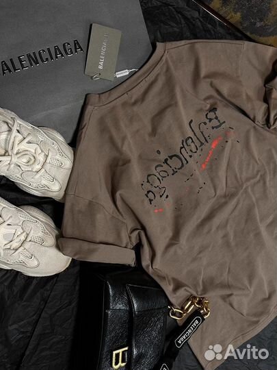 Balenciaga футболка premium