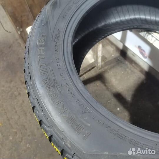 Nokian Tyres Hakkapeliitta R2 215/55 R16