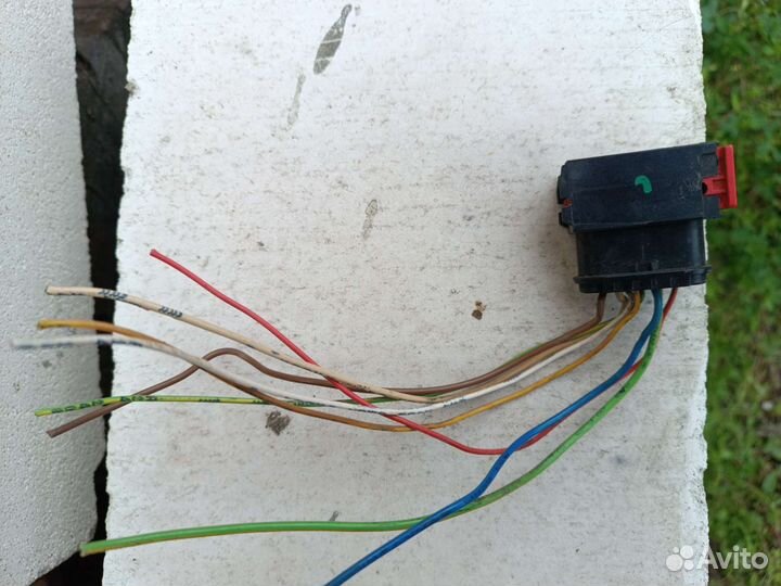 Штекер фары peugeot 207