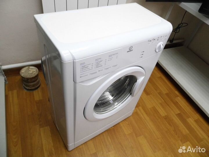 Стиральная машина Indesit WIU 100