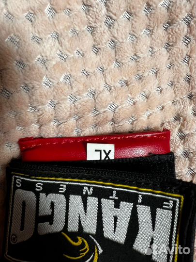 Боксерские перчатки