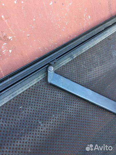 Шторка заднего стекла Audi A8 D2