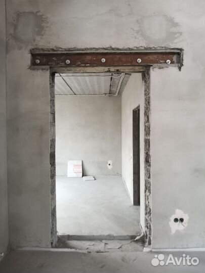 Снос перегородок, стен, Пробивка проемов