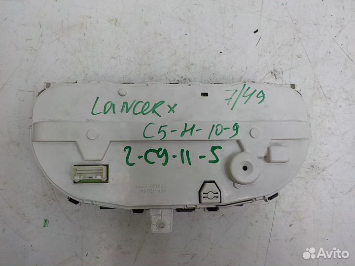 Щиток приборов (панель приборов) Mitsubishi Lancer