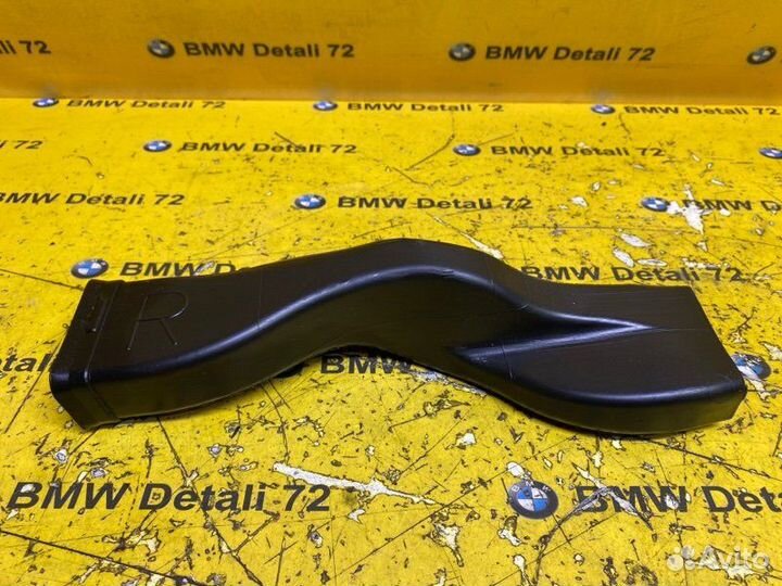 Воздуховод правый Bmw 7 E65 N62B44 2004