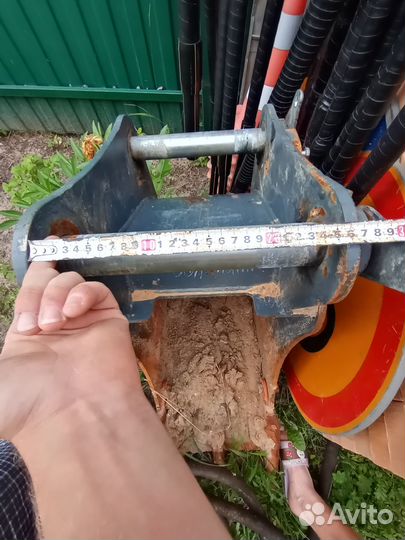 Продам ковш на экскаватор
