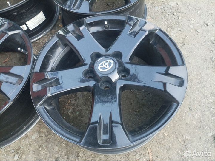 Диски Тойота RAV4 R17 5x114,3