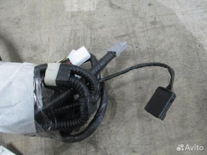 Проводка (разное) Lexus IS F/IS200d/IS220d/IS250/I