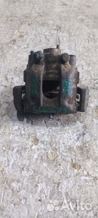 Суппорт задний левый бмв