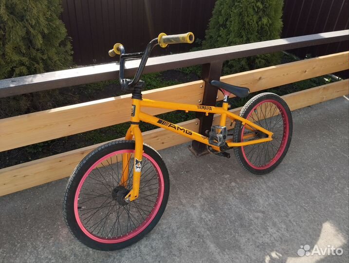 Трюковой велосипед bmx