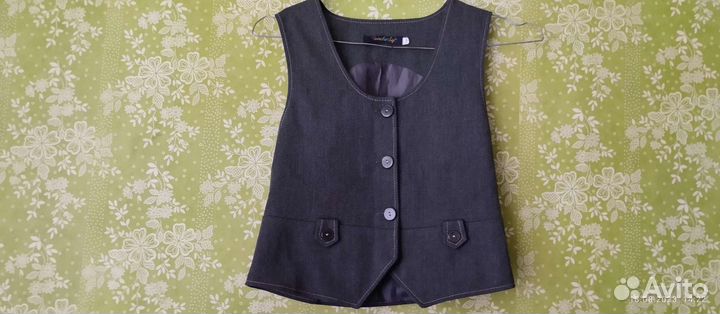 Жилетка для девочки школьная