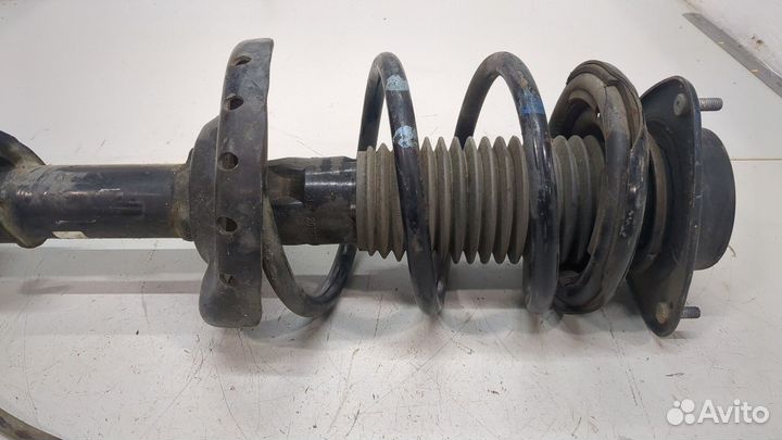 Амортизатор подвески правый передний Subaru Forester 2013