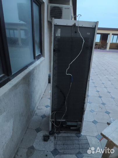 Холодильник б/у