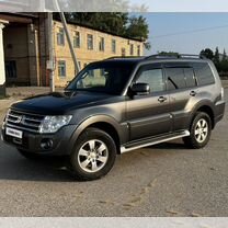 Mitsubishi Pajero 3.0 AT, 2014, 197 000 км, с пробегом, цена 2 750 000 руб.