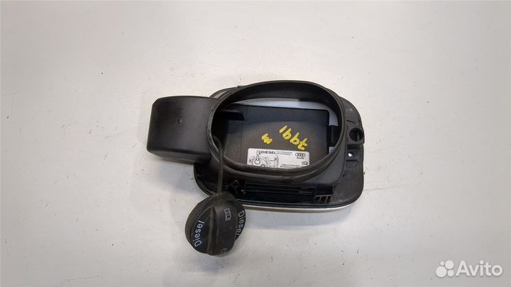 Лючок бензобака Audi Q5, 2012