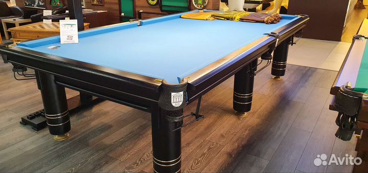 Бильярдный стол