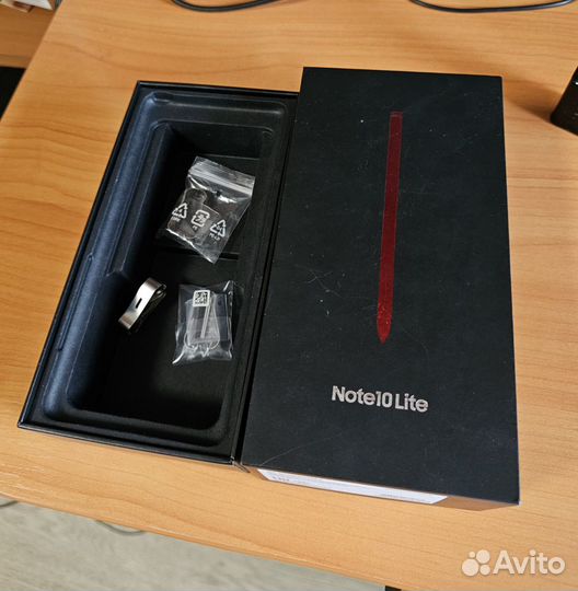 Samsung Galaxy Note 10 Lite, 6/128 ГБ